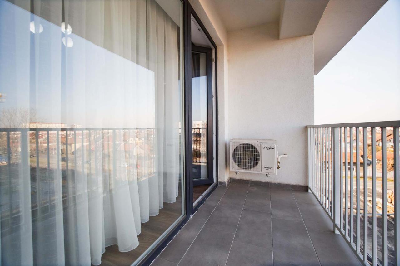 Bright & Elegant Central Apartment Oradea Exterior foto